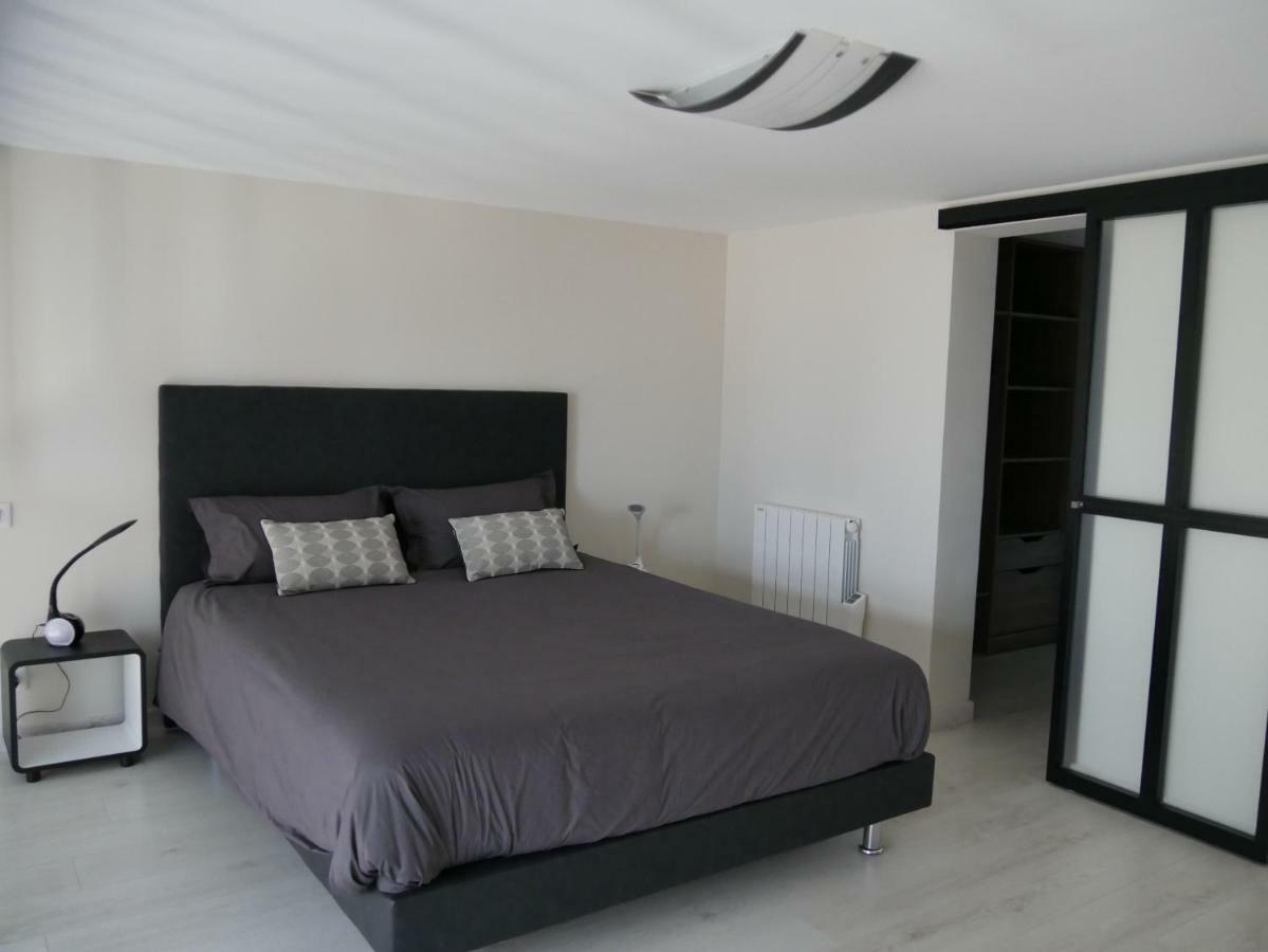 Appartement LOFT chic et moderne, déco industrielle à Beausoleil Extérieur photo