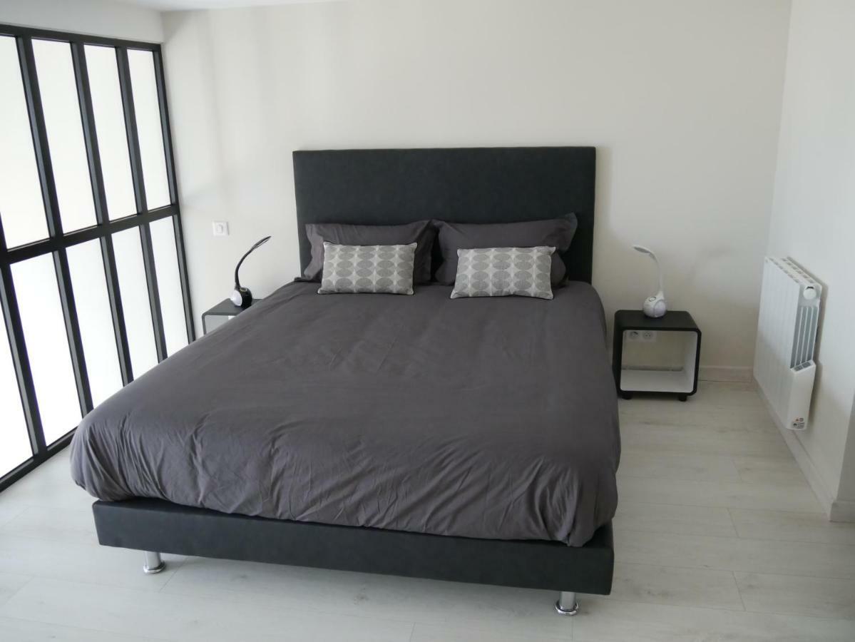 Appartement LOFT chic et moderne, déco industrielle à Beausoleil Extérieur photo